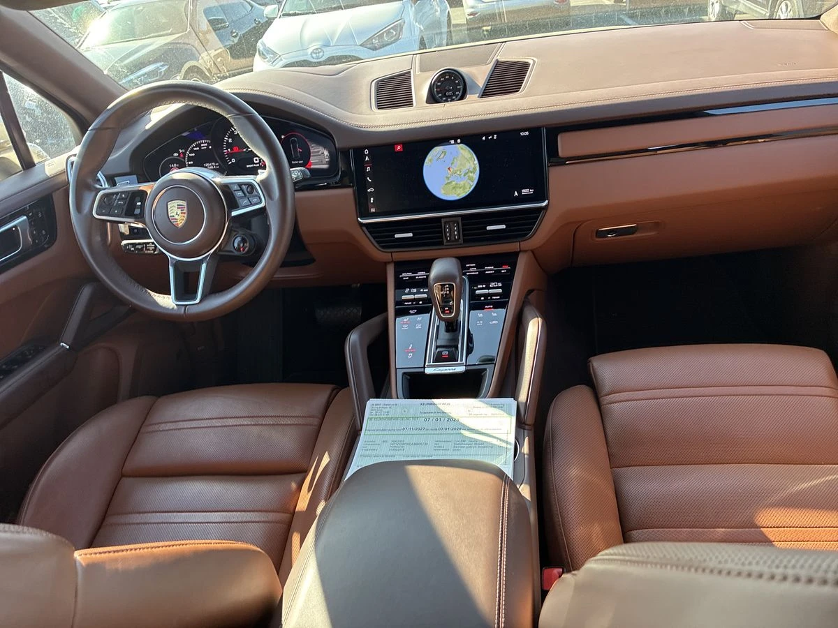 Porsche Cayenne Matrix* 360* Bose* Pano* Carplay* Обдух, снимка 7 - Автомобили и джипове - 54528458