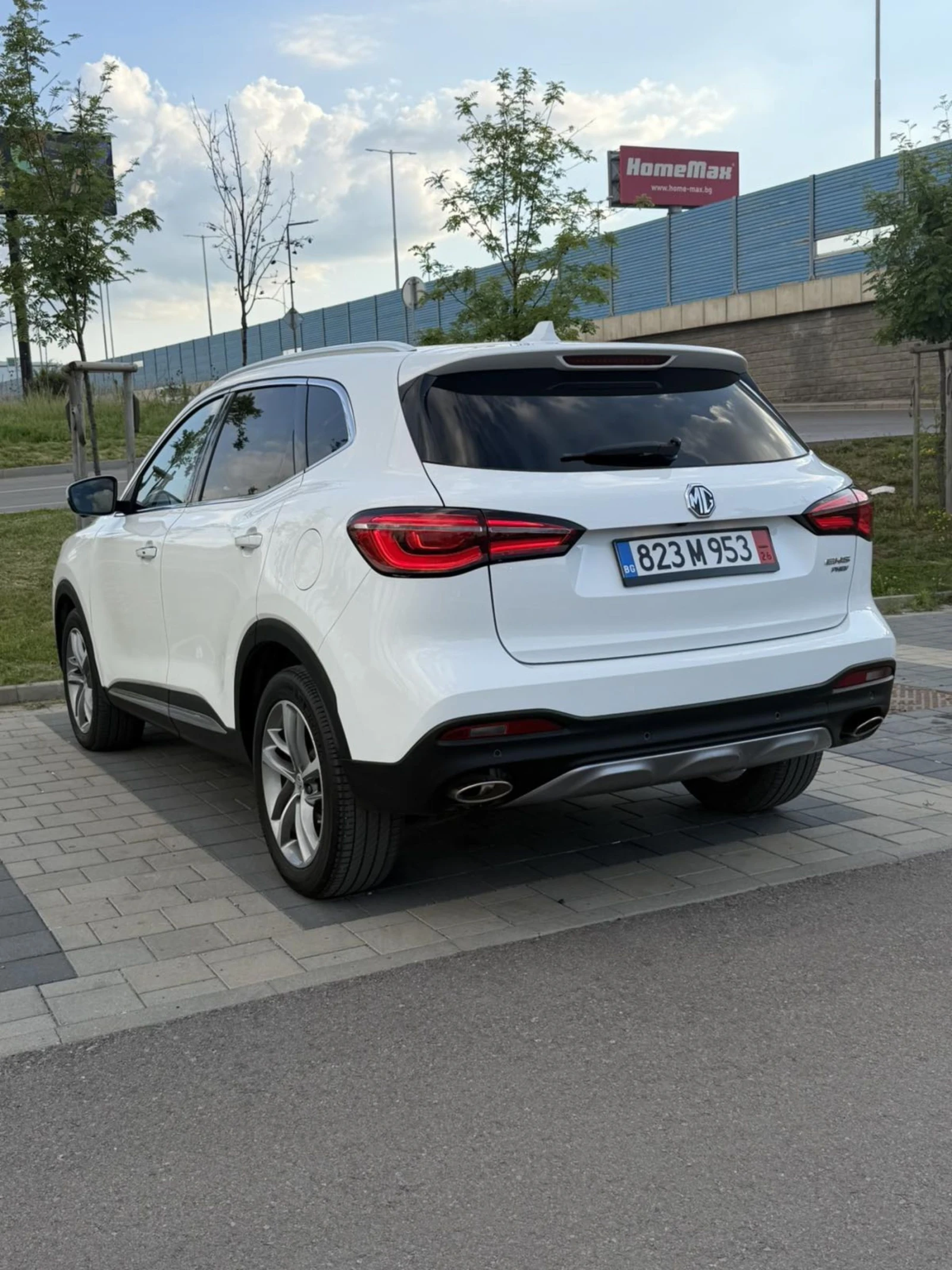 Kia Sportage MG EHS Plug In Hybrid 37000km, снимка 5 - Автомобили и джипове - 54817222