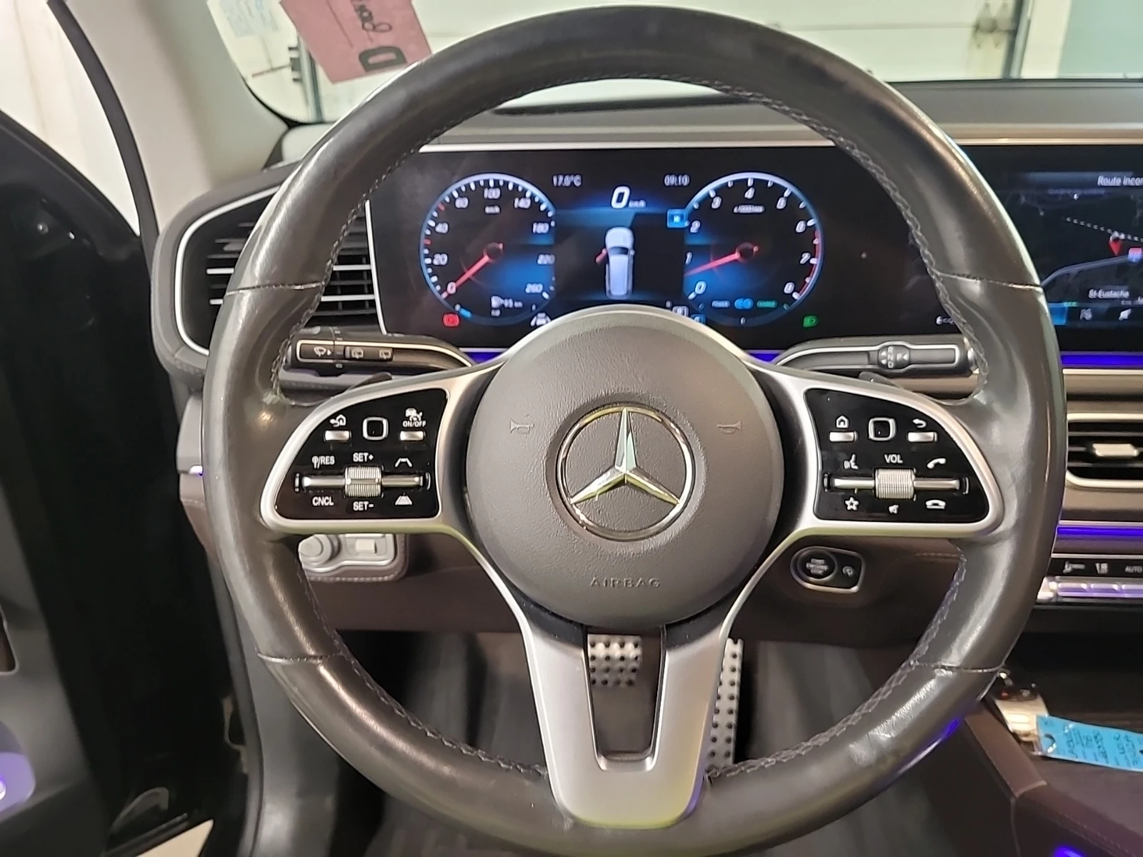 Mercedes-Benz GLS580 BURMESTER * ОБДУХВАНЕ * ДИСТРОНИК * HEAD - UP, снимка 10 - Автомобили и джипове - 54992511