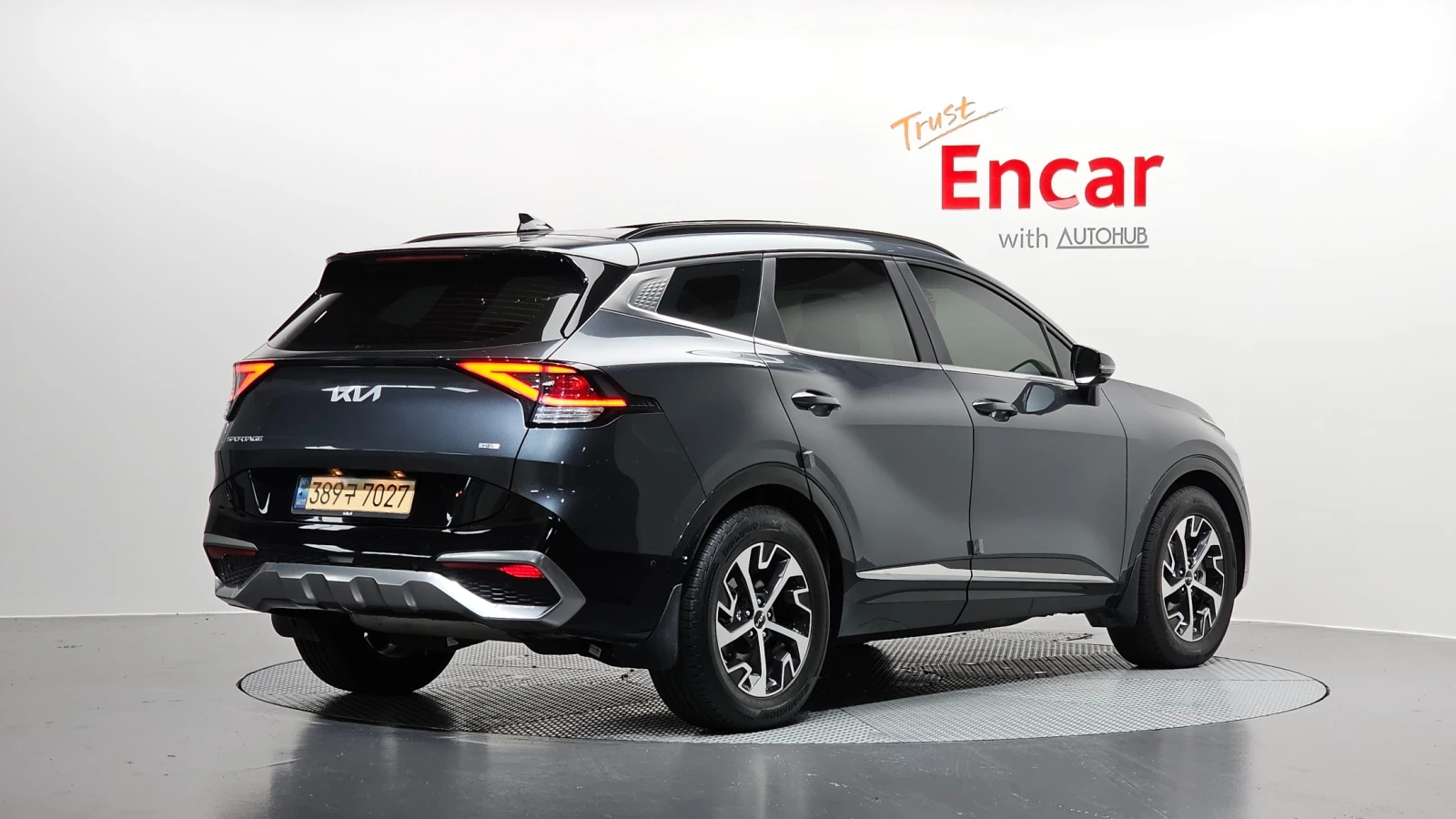 Kia Sportage 1.6 T-GDI Hybrid Signature 4WD, снимка 2 - Автомобили и джипове - 55610932