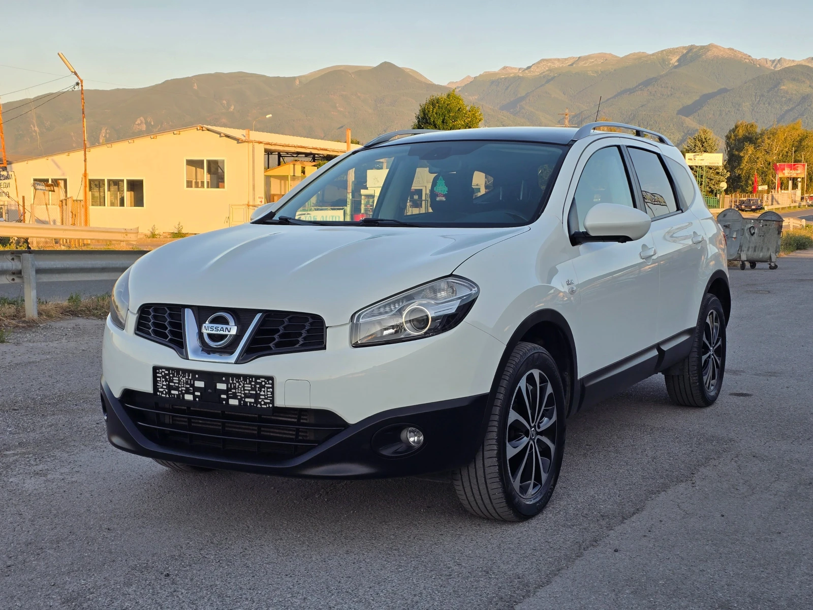 Nissan Qashqai + 2 1.6 DCI / 4x4 / N-TEC / FULL