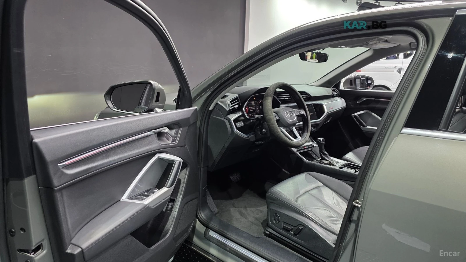 Audi Q3 35 TDI/SPORTBACK/DRIVE-ASSISTS, снимка 5 - Автомобили и джипове - 55735221