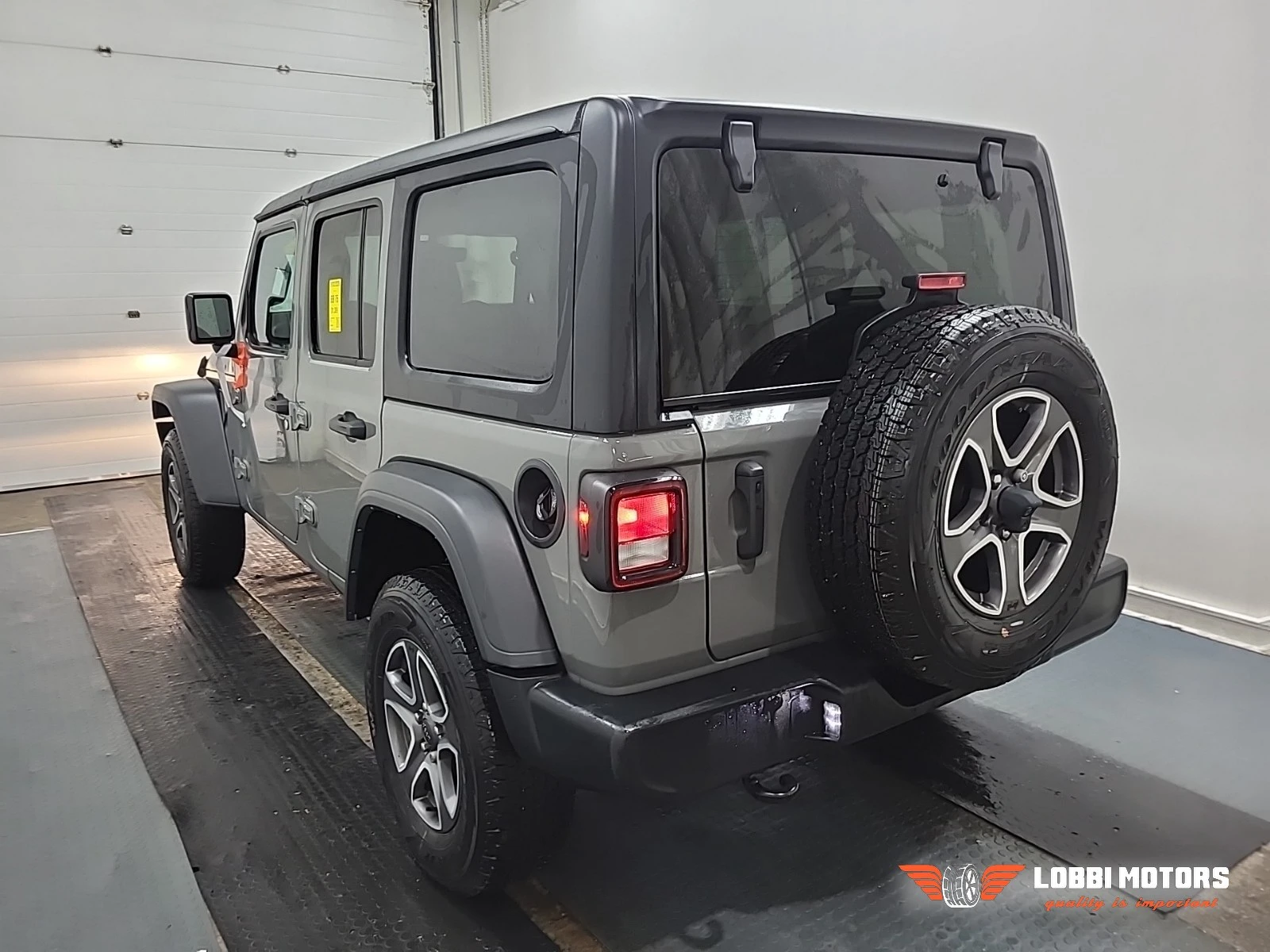 Jeep Wrangler, снимка 4 - Автомобили и джипове - 55928350