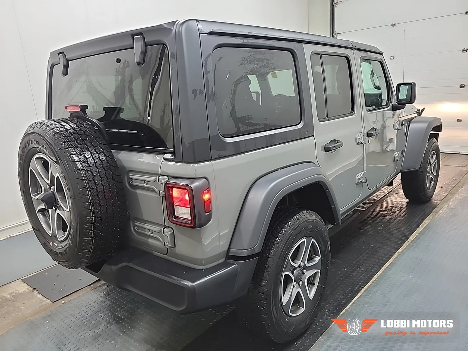 Jeep Wrangler, снимка 3 - Автомобили и джипове - 55928350