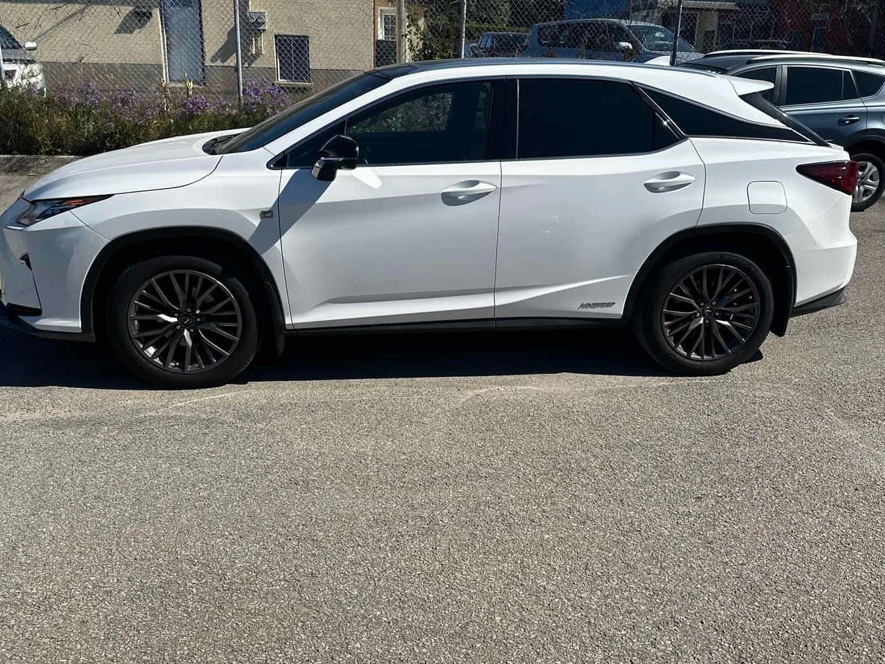 Lexus RX 450h F-SPORT CARFAX, снимка 2 - Автомобили и джипове - 56223212