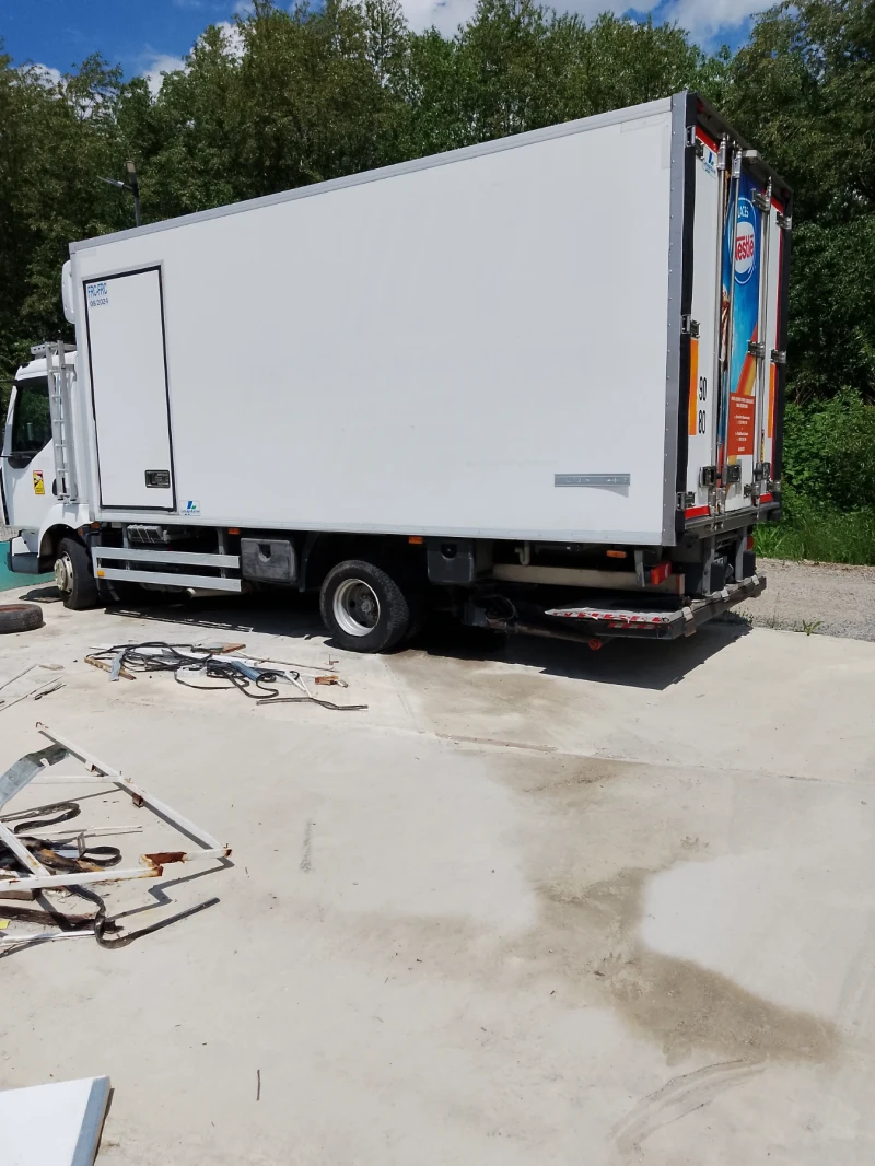 Renault Trafic Хладилен, снимка 5 - Бусове и автобуси - 50291201