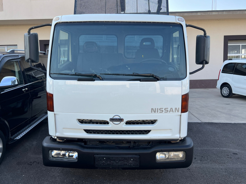 Nissan Atleon 3.0d , снимка 2 - Камиони - 46435859