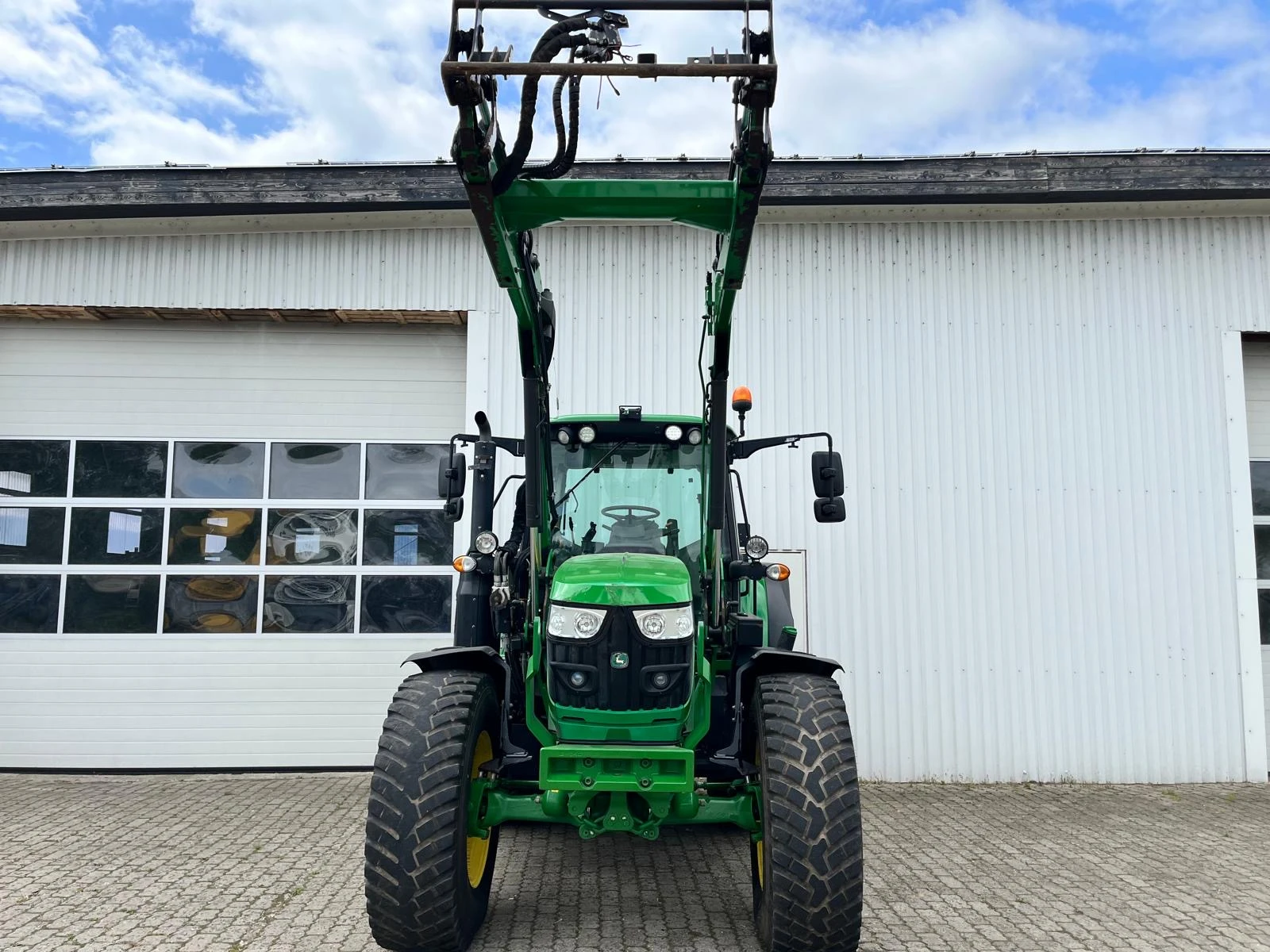 Трактор John Deere 6130M С ТОВАРАЧ ЛИЗИНГ - изображение 7