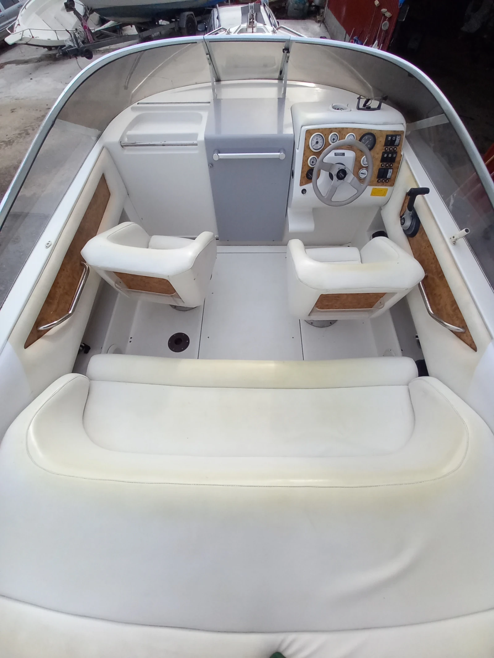   Salpa Manta 23.5 | Mobile.bg   9