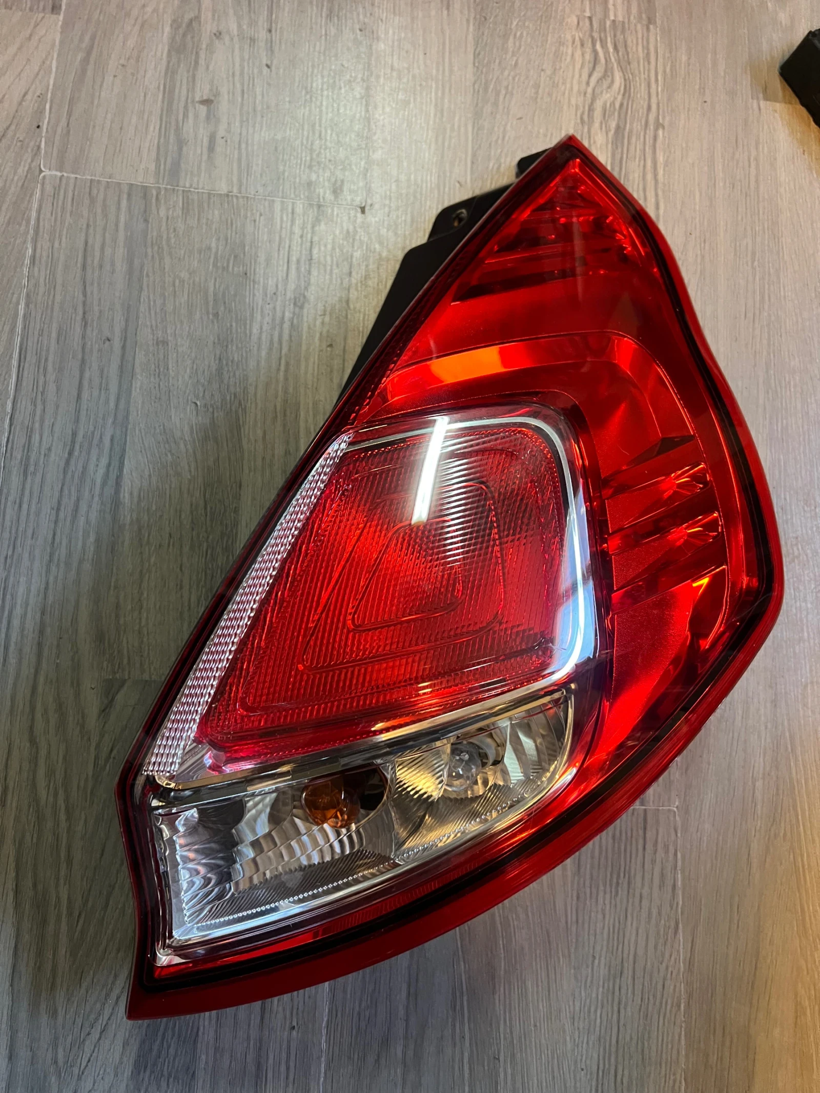 C1BB-13404-AA   Ford Fiesta MK7 facelift 2013-2017. C1BB-13404-AA | Mobile.bg   1