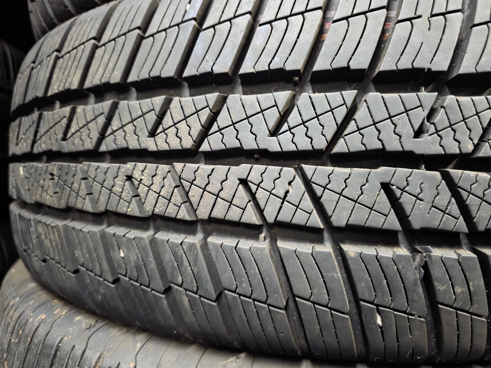 ���� 195/55R16 | Mobile.bg � ����������� 4