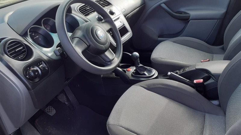 Seat Altea 1.6, снимка 6 - Автомобили и джипове - 45553348