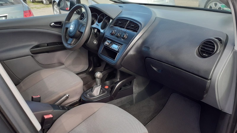 Seat Altea 1.6, снимка 10 - Автомобили и джипове - 45553348