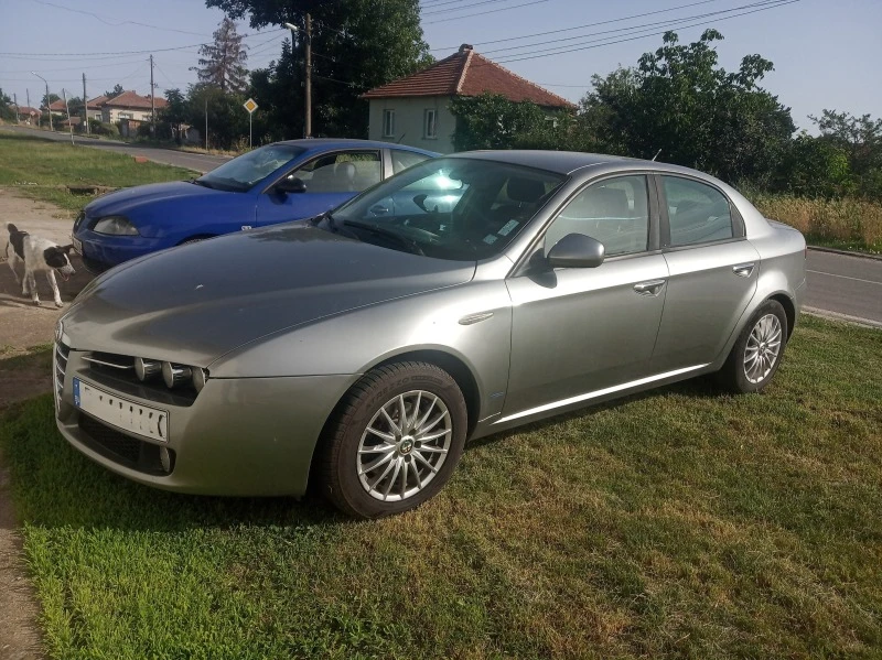 Alfa Romeo 159 1.9 JTDM 8v, снимка 3 - Автомобили и джипове - 47306607