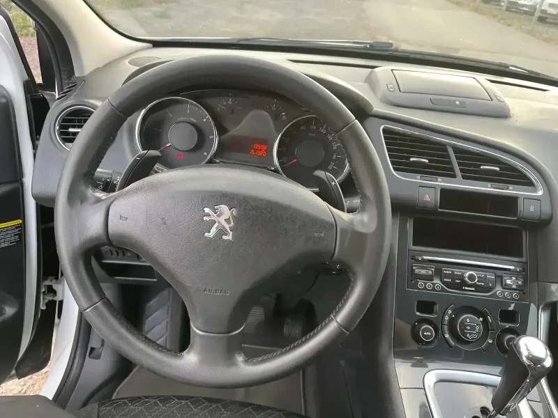 Peugeot 3008, снимка 4 - Автомобили и джипове - 46890811