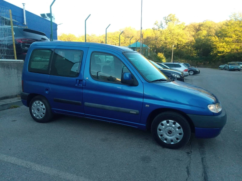 Citroen Berlingo, снимка 3 - Автомобили и джипове - 47655302