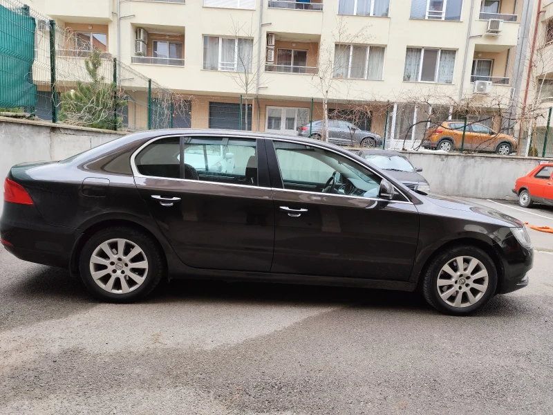 Skoda Superb 2.0TDI 4x4, снимка 6 - Автомобили и джипове - 48806803