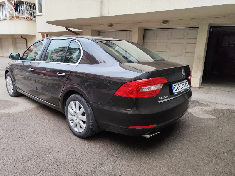 Skoda Superb 2.0TDI 4x4, снимка 3 - Автомобили и джипове - 48806803