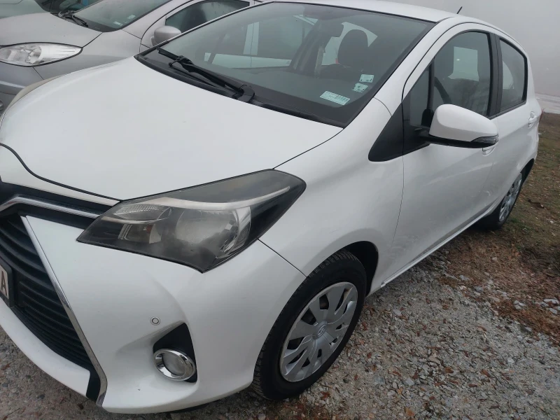 Toyota Yaris, снимка 2 - Автомобили и джипове - 48874155