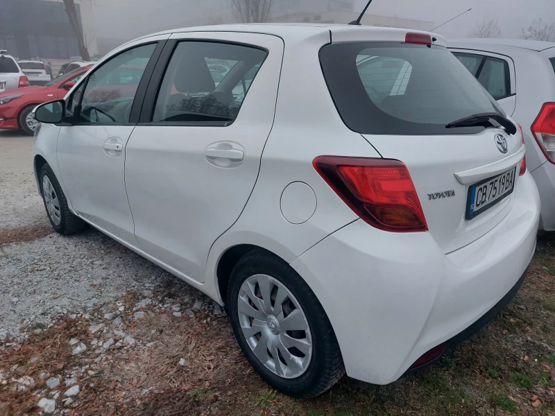 Toyota Yaris, снимка 4 - Автомобили и джипове - 48874155