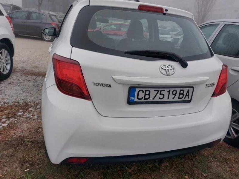 Toyota Yaris, снимка 6 - Автомобили и джипове - 48874155