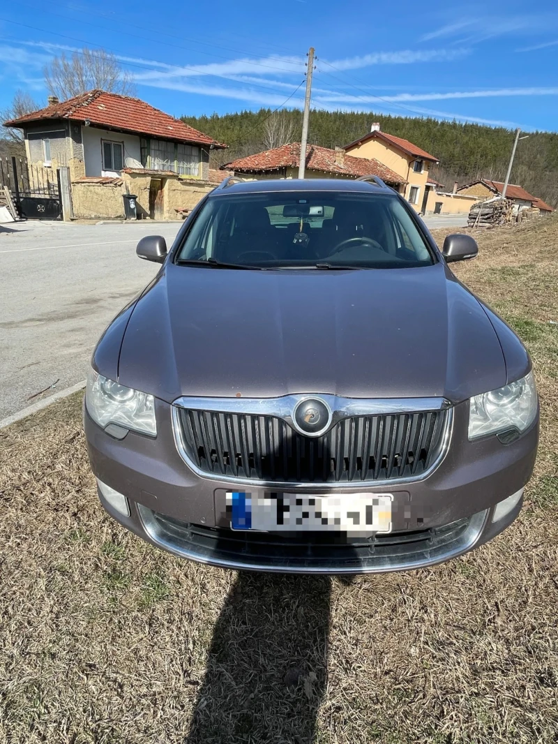 Skoda Superb, снимка 1 - Автомобили и джипове - 49413683