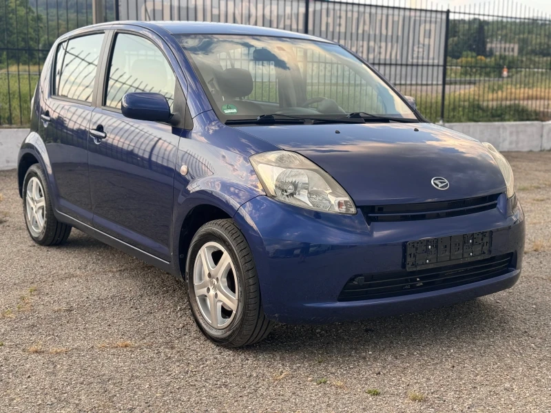 Daihatsu Sirion 4x4, снимка 3 - Автомобили и джипове - 50908542