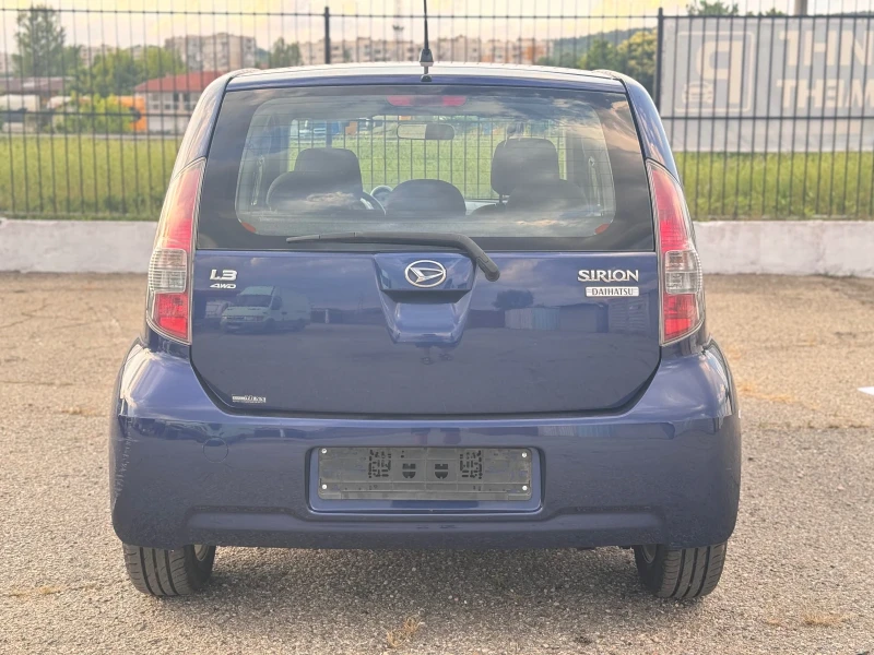 Daihatsu Sirion 4x4, снимка 6 - Автомобили и джипове - 50908542