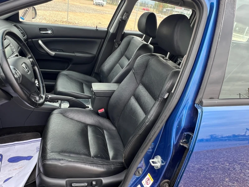 Honda Accord 2.4 i, снимка 8 - Автомобили и джипове - 52316475