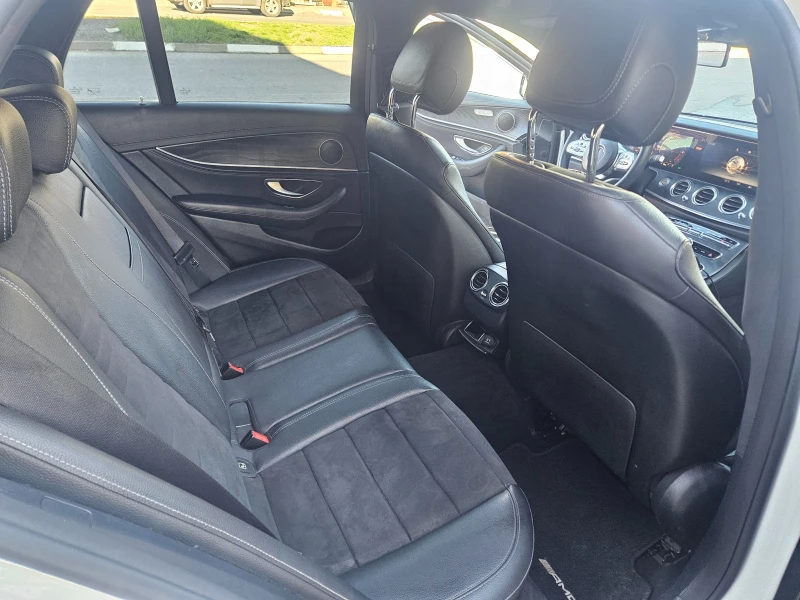 Mercedes-Benz E 220, снимка 6 - Автомобили и джипове - 52675353