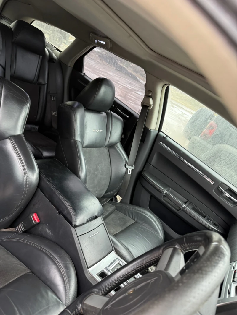 Chrysler 300c 3.0 crd SRT design, снимка 10 - Автомобили и джипове - 53209051