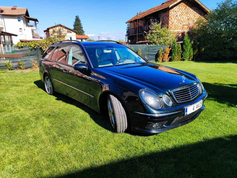 Mercedes-Benz E 320 CDI AMG, снимка 2 - Автомобили и джипове - 53591657