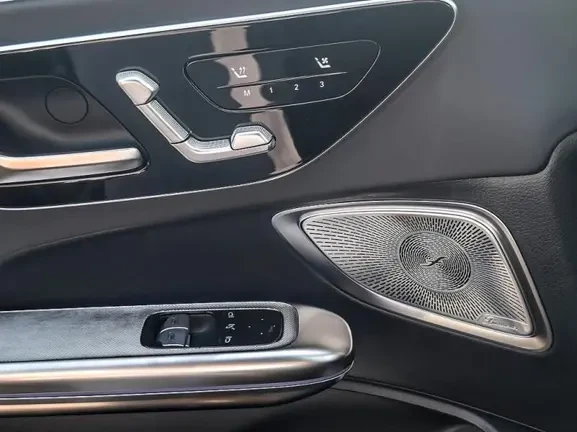 Mercedes-Benz CLE 53 AMG 4Matic = Night = Premium Plus Гаранция - изображение 6