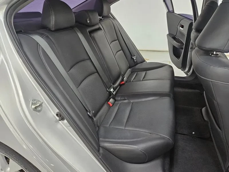 Honda Accord 2.4 9Th Gen , снимка 16 - Автомобили и джипове - 55715354