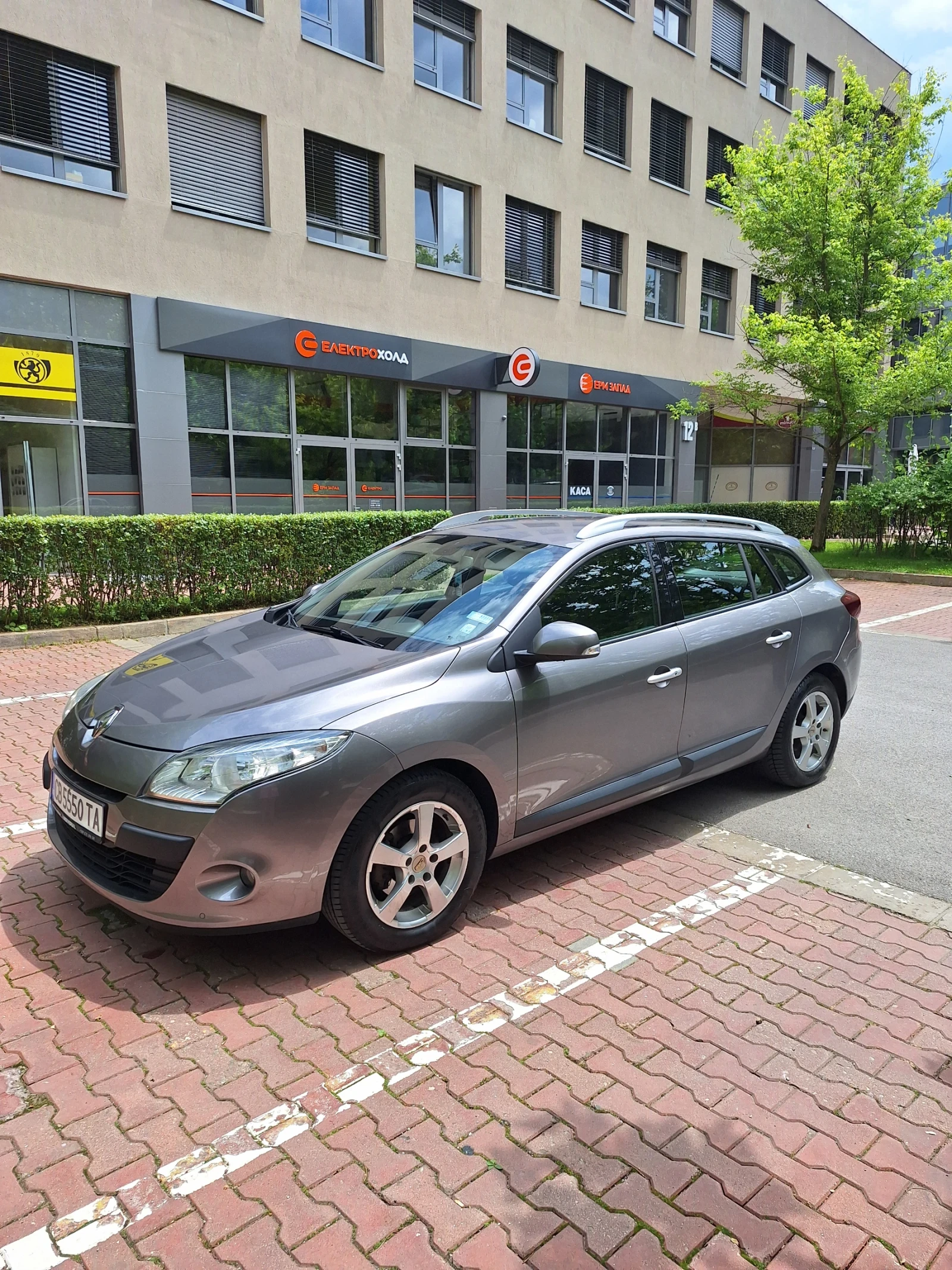 Renault Megane Комби 1.4 турбо 131 к.с - изображение 2