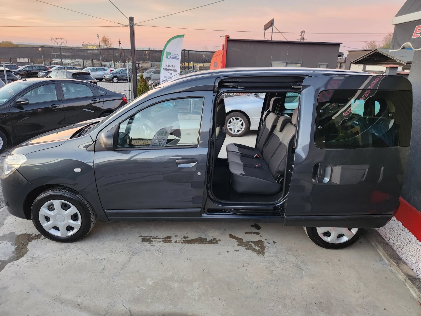 Dacia Dokker 1.5DCI-90к.с EURO 5b-НАВИГАЦИЯ-ШВЕЙЦАРИЯ - изображение 9