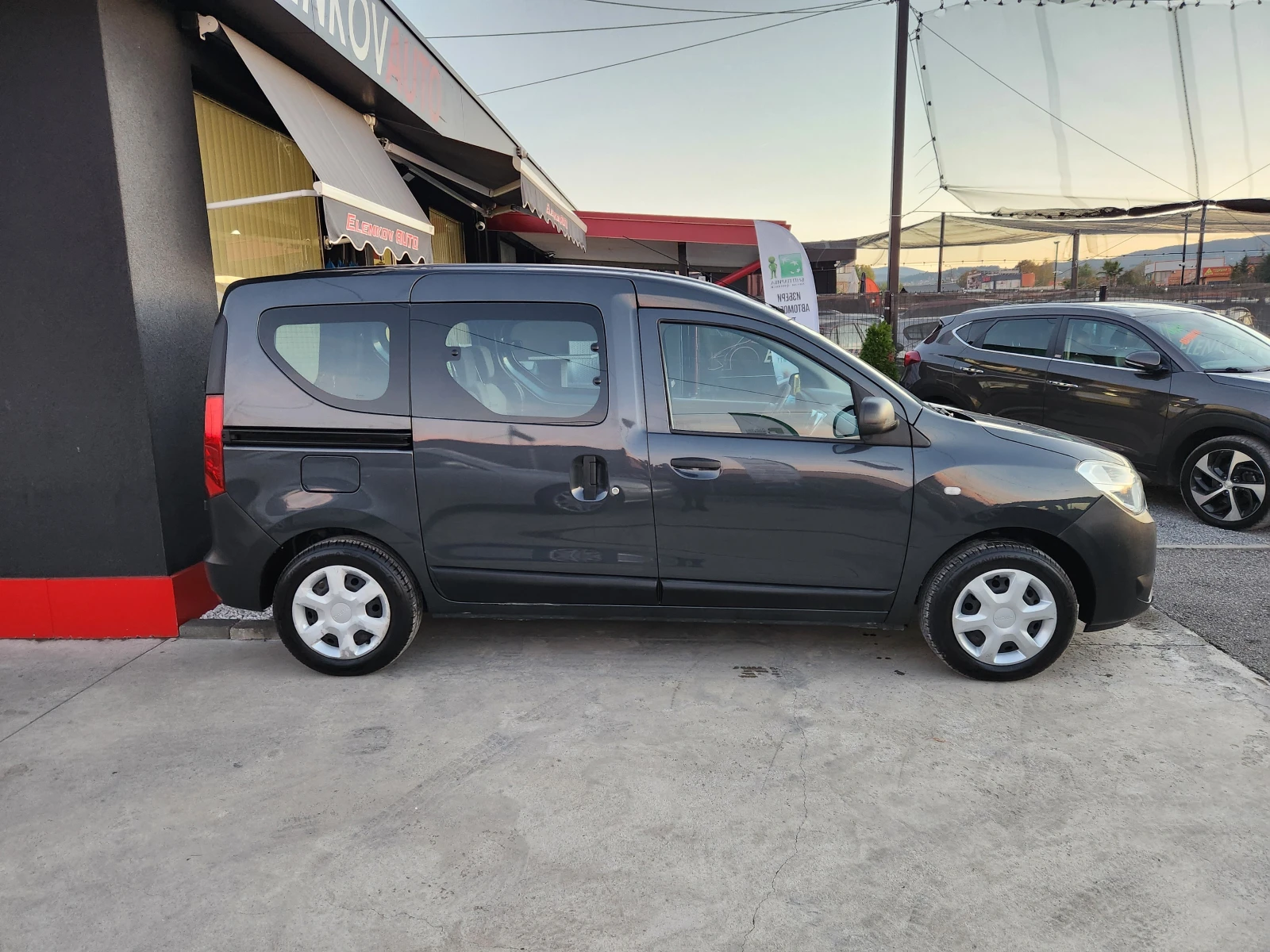 Dacia Dokker 1.5DCI-90к.с EURO 5b-НАВИГАЦИЯ-ШВЕЙЦАРИЯ - изображение 4