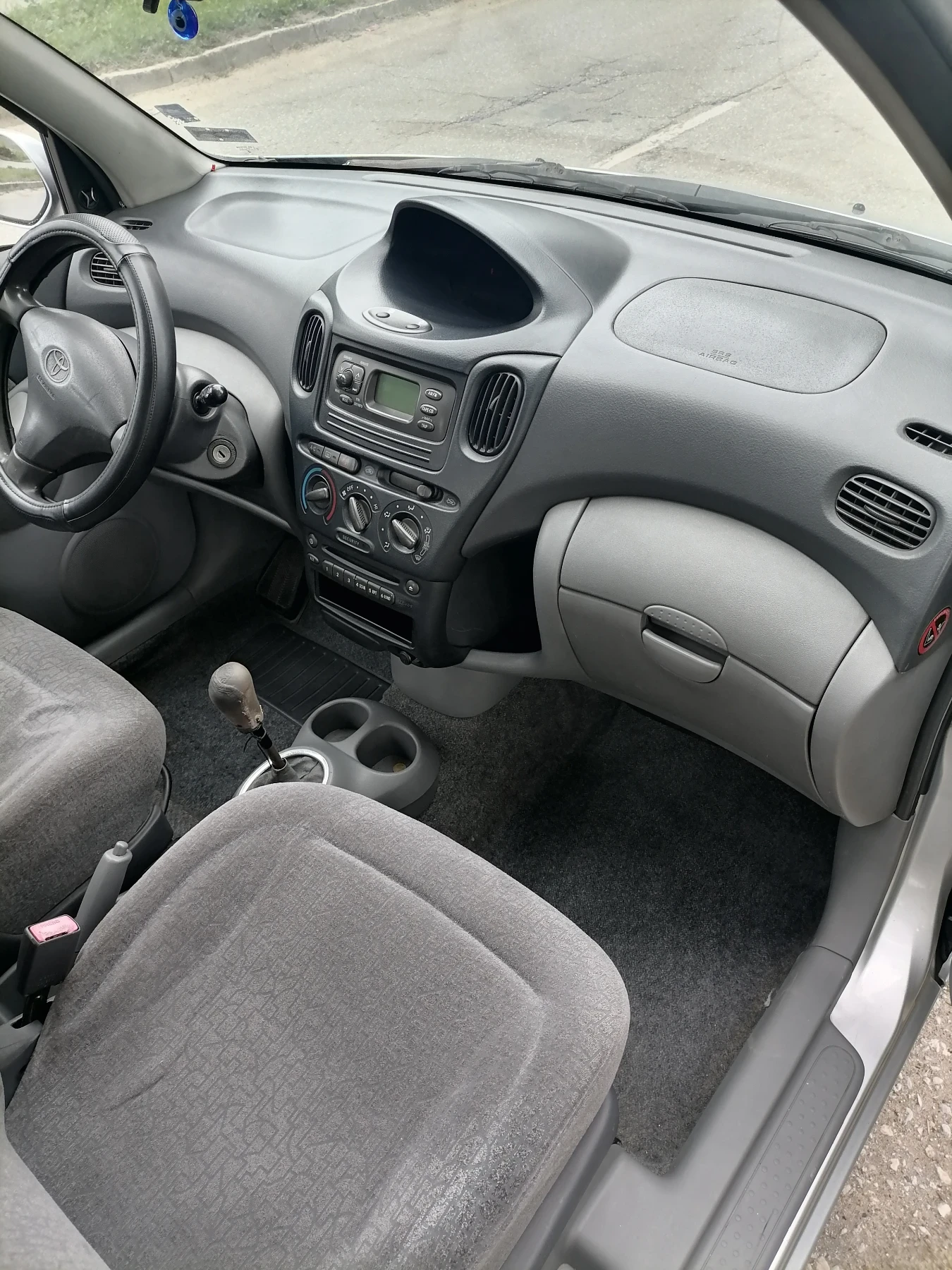 Toyota Yaris verso Бензин-газ - изображение 9