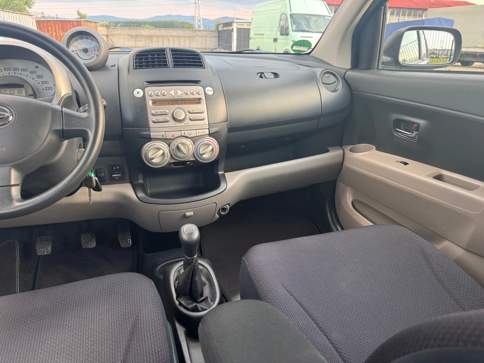 Daihatsu Sirion 4x4 - изображение 9