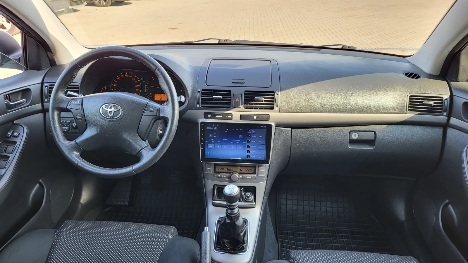 Toyota Avensis 2.0D4D-124 NAVI - изображение 10