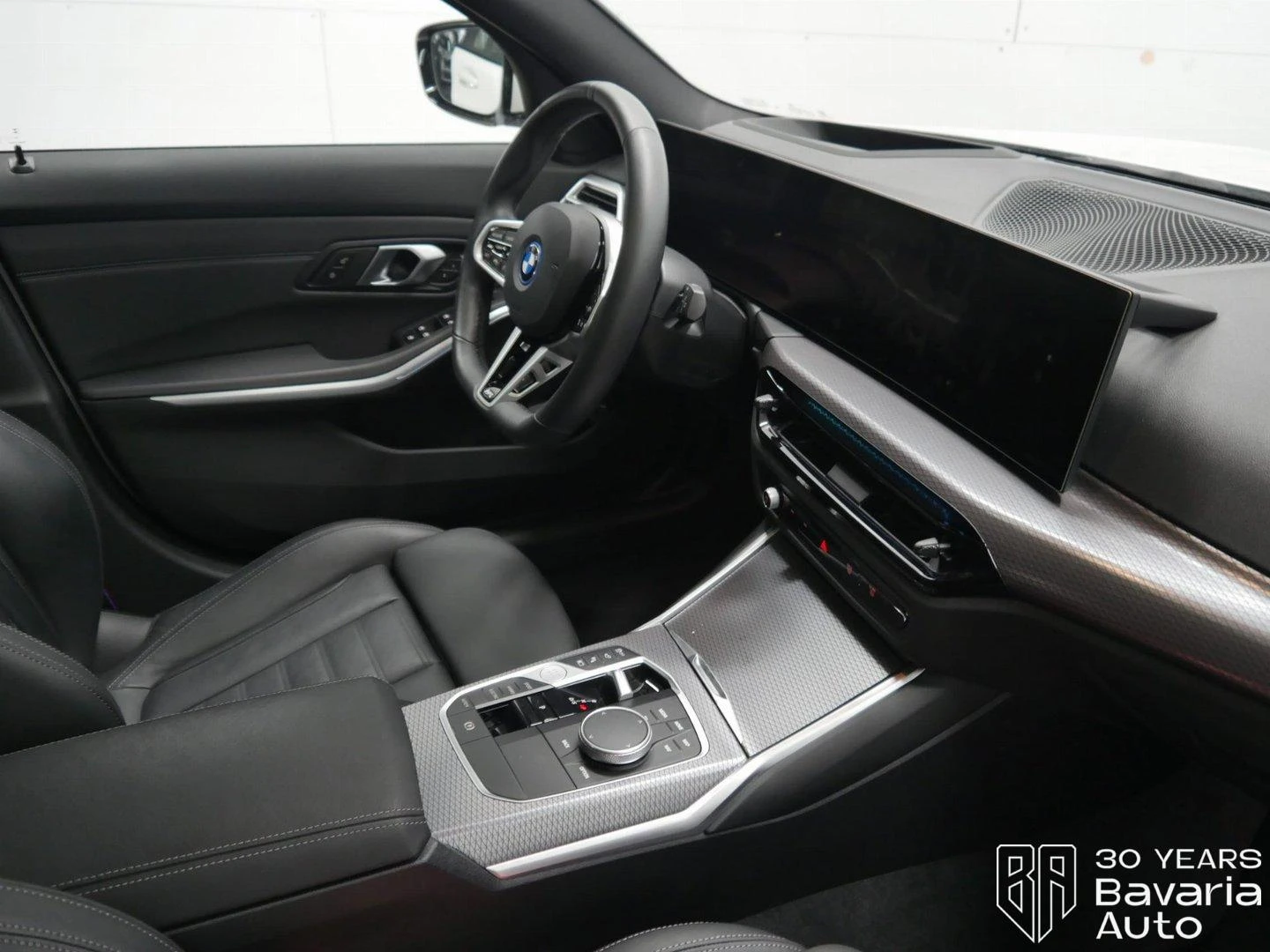 BMW 330 e xDrive Touring M Sport Paket Sportautomatic | Mobile.bg   7