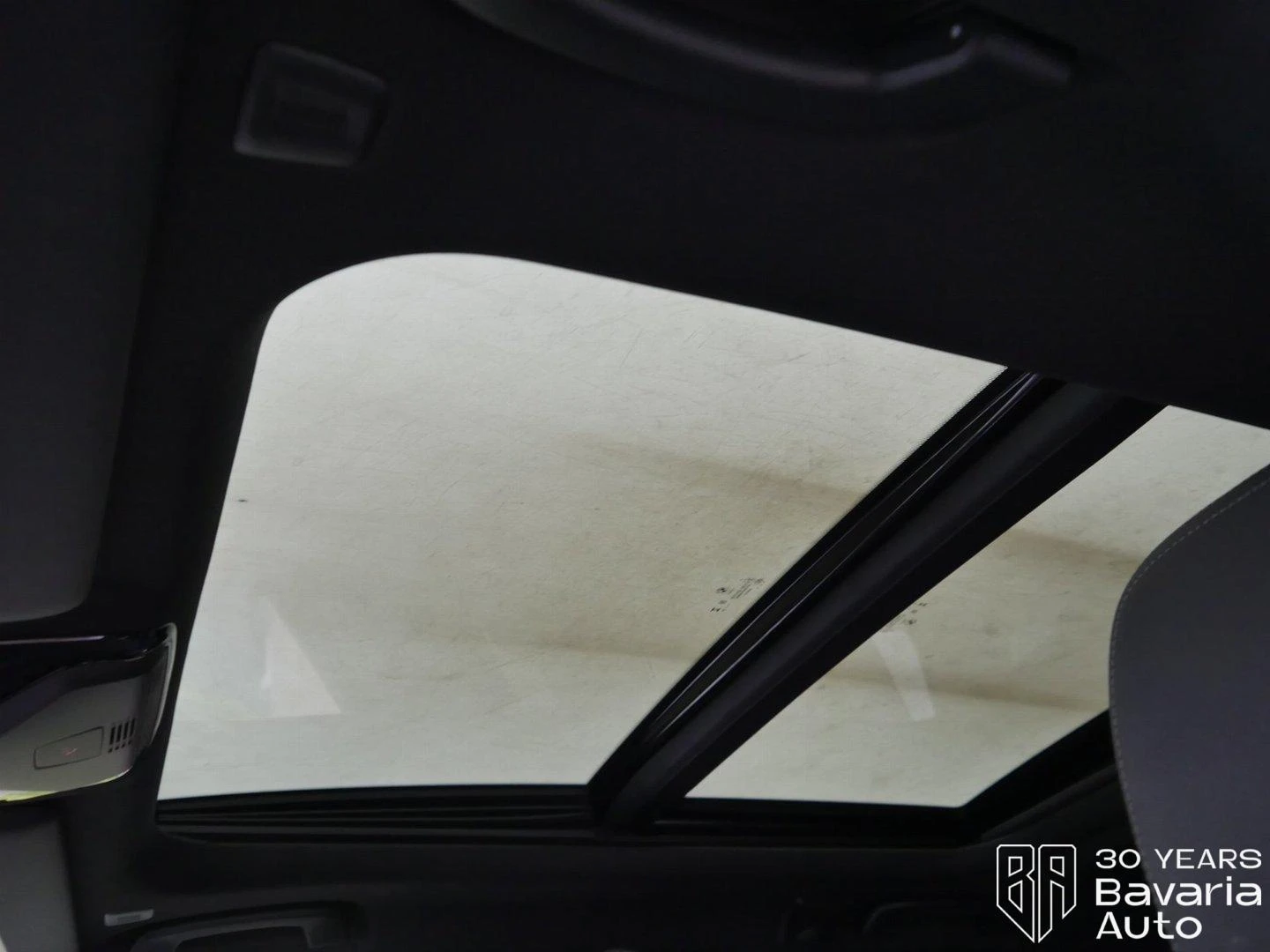 BMW 330 e xDrive Touring M Sport Paket Sportautomatic | Mobile.bg   9