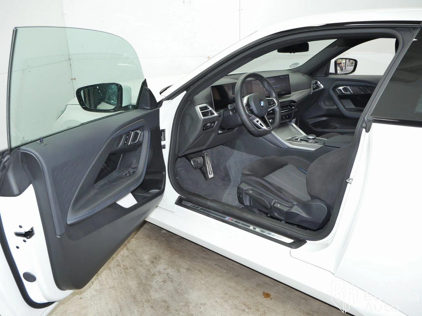 BMW 218 i Coupe M Sport Paket Steptronic - изображение 5