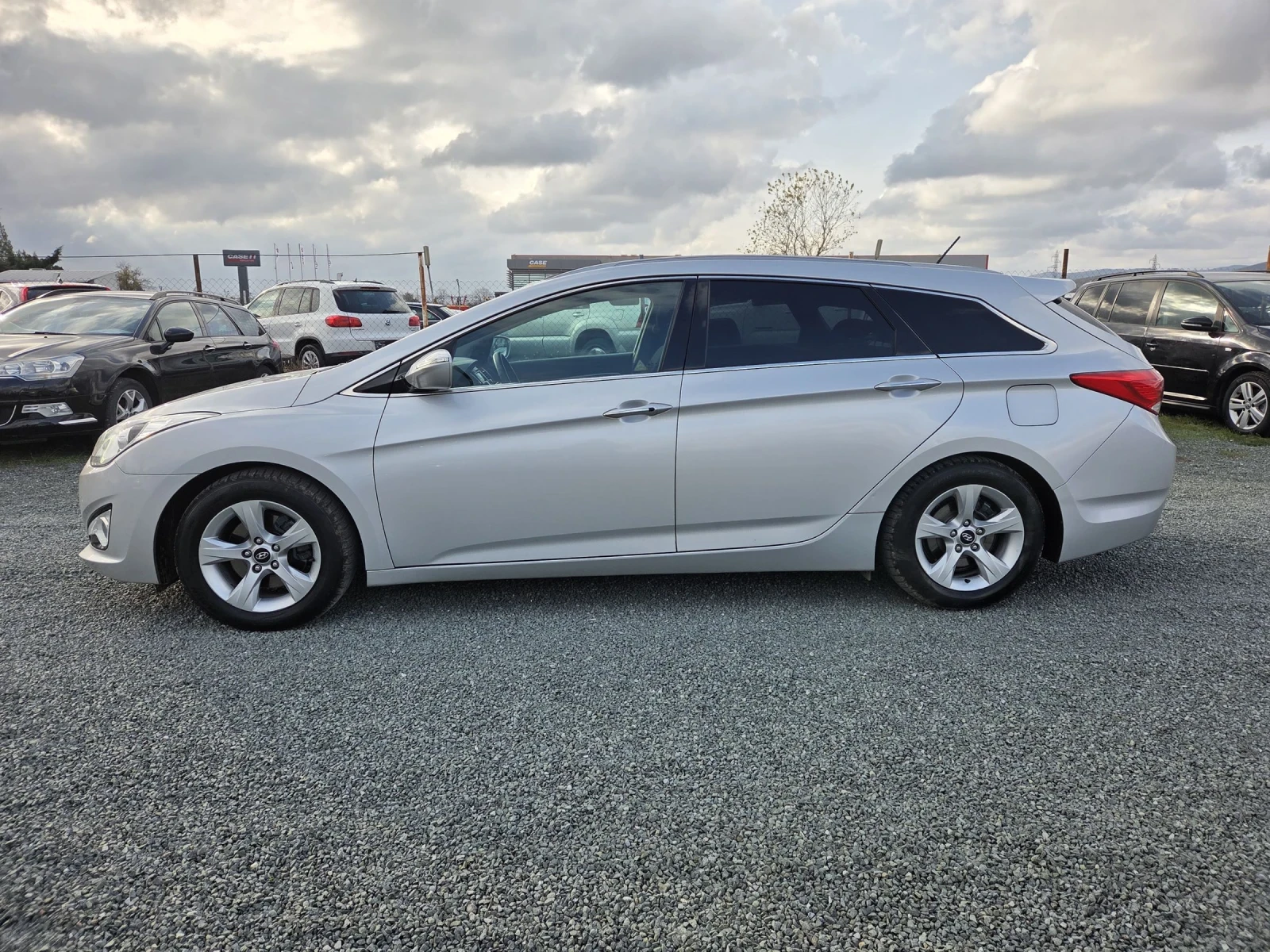 Hyundai I40 2.0i LPG - изображение 2