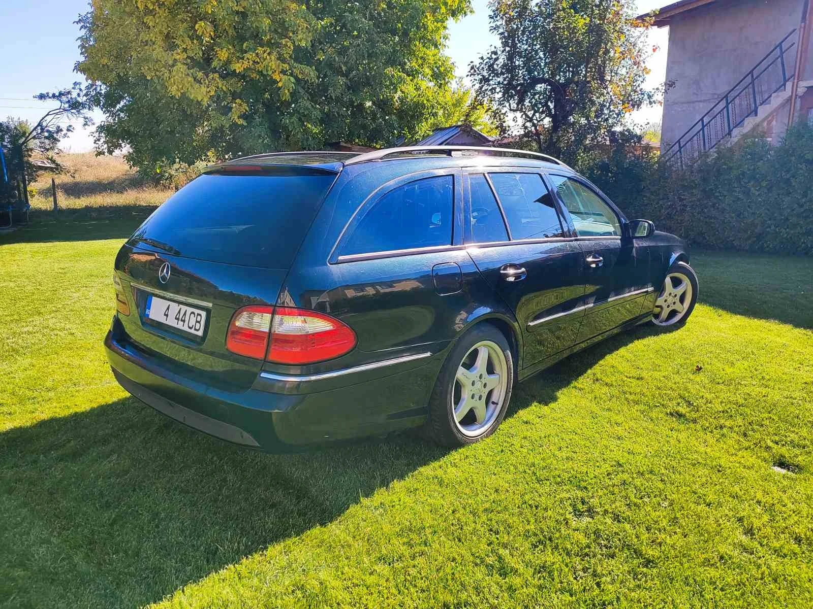 Mercedes-Benz E 320 CDI AMG, снимка 3 - Автомобили и джипове - 53591657