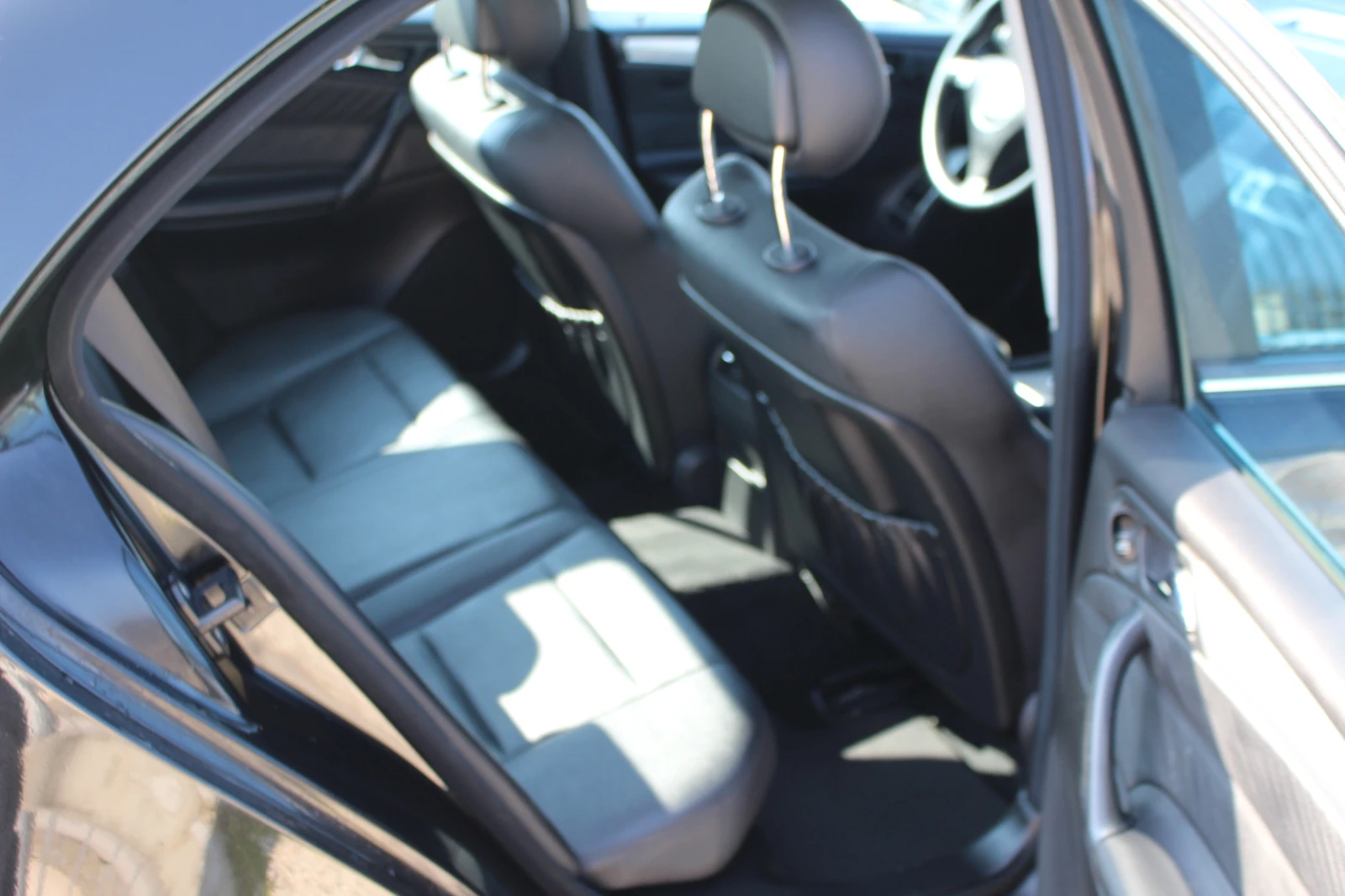 Mercedes-Benz C 270 CDI, снимка 12 - Автомобили и джипове - 53760084