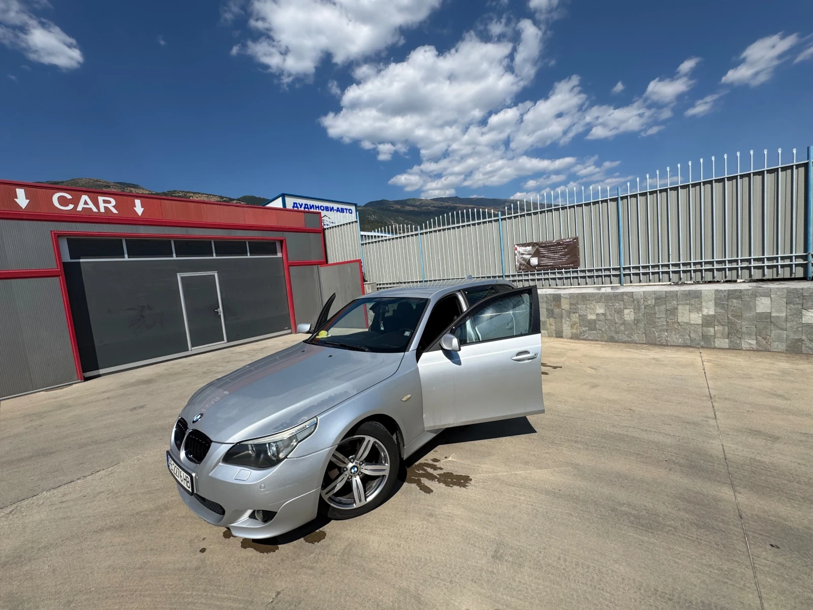 BMW 530 M-пакет, снимка 2 - Автомобили и джипове - 54356138