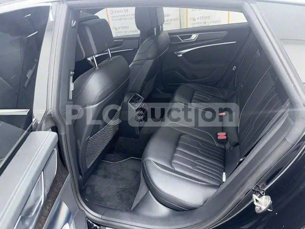 Audi A7 2020* MATRIX* DIGITAL* DISTRONIK* КРАЙНА ЦЕНА, снимка 14 - Автомобили и джипове - 53966286