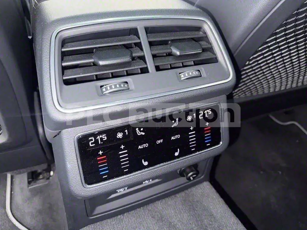 Audi A7 2020* MATRIX* DIGITAL* DISTRONIK* КРАЙНА ЦЕНА, снимка 15 - Автомобили и джипове - 53966286