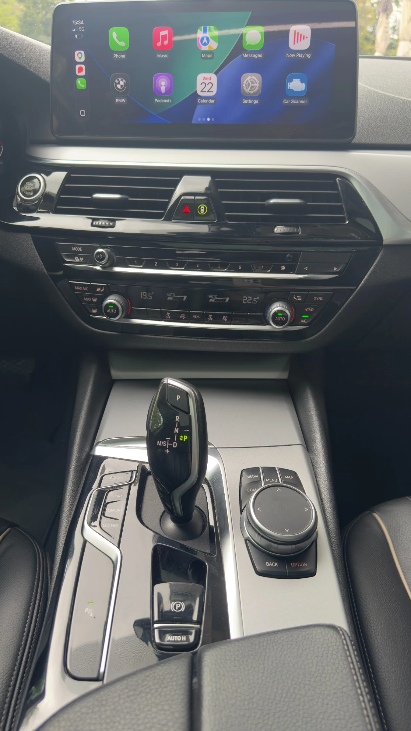 BMW 520 M-Performance * Facelift * Digital* Бартер* Лизинг, снимка 12 - Автомобили и джипове - 54285408